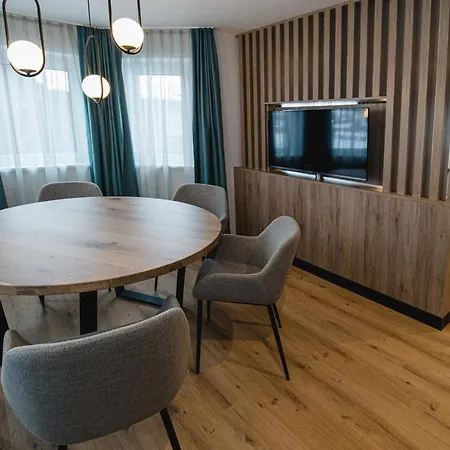 Winkler Apartment